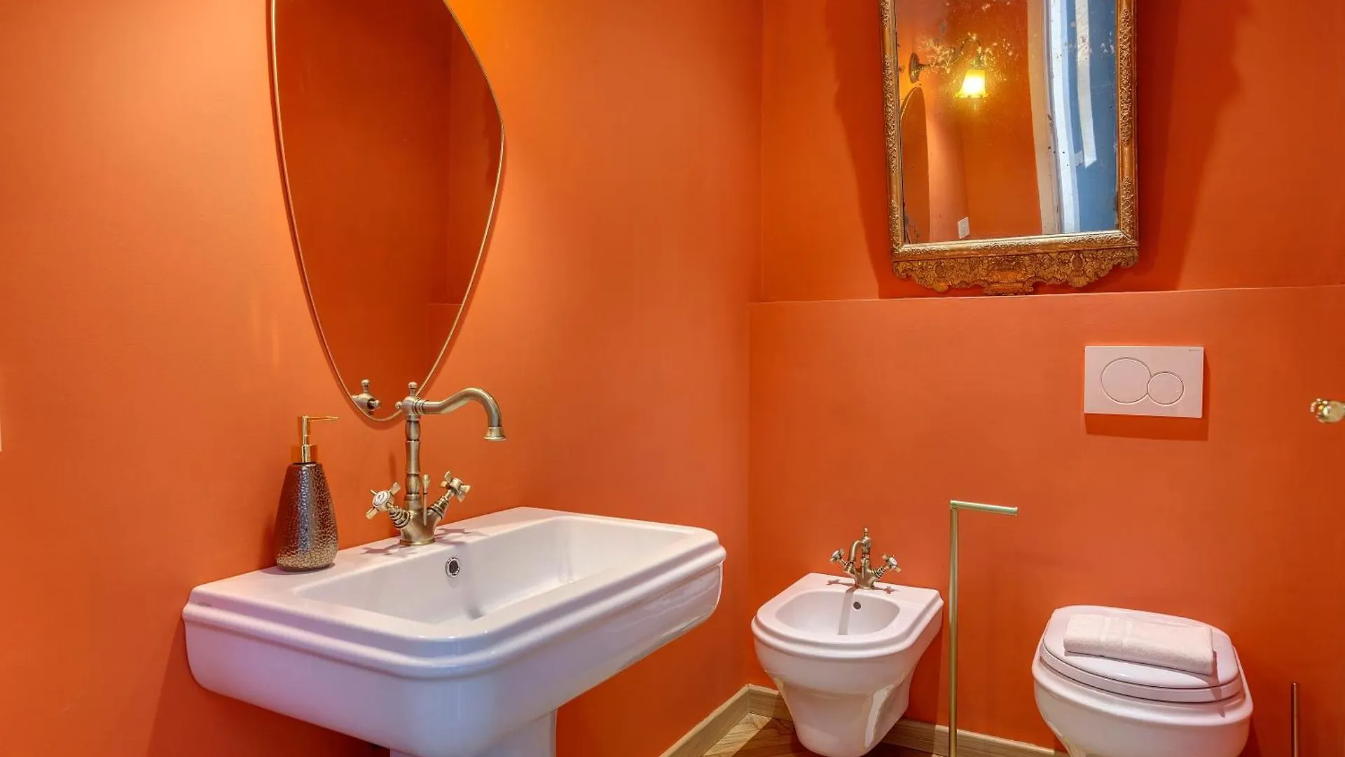 Vespucci Luxury Apartment With Amazing View By Mamo Florence 0*,  Italy